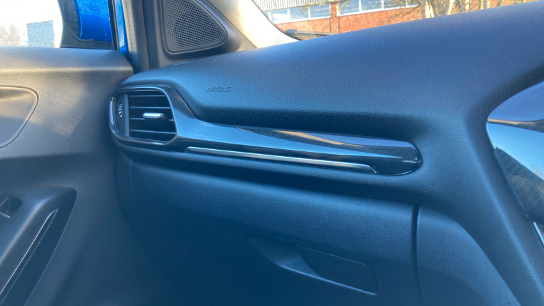 Ford Puma 1.0 EcoBoost Hybrid mHEV Titanium Design 5dr DCT Petrol Hatchback